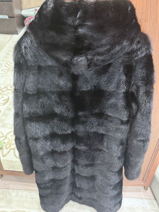 Продам норковую шубу