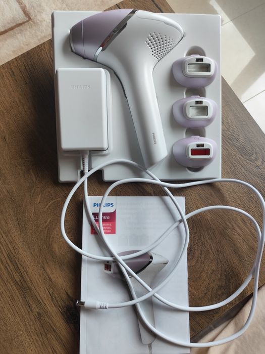Фотоепилатор Philips BRI947/00 Lumea