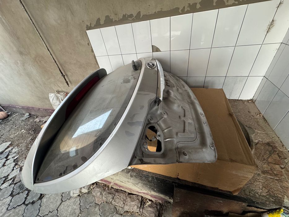 Крышка багажника Hyundai i40