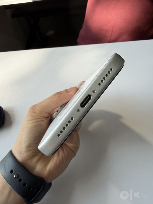 Iphone 17 pro max silver