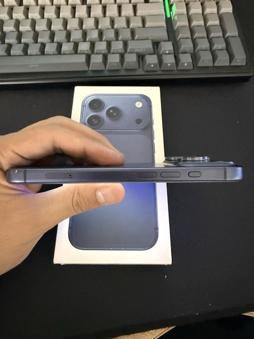 Продам свой iphone 17 pro 100%