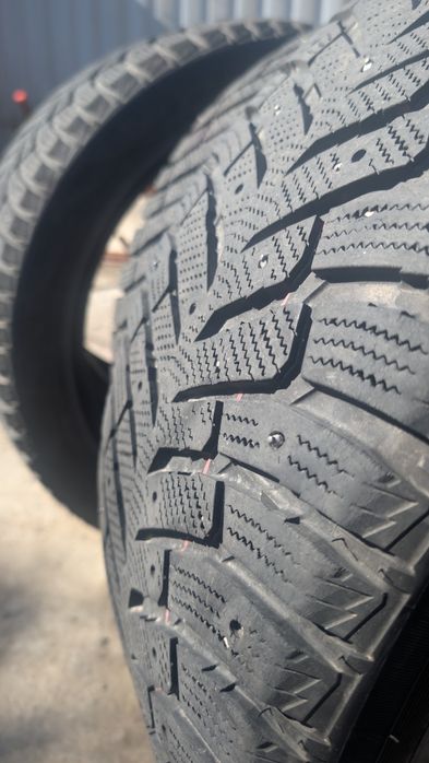 Продам шины 285/45/22