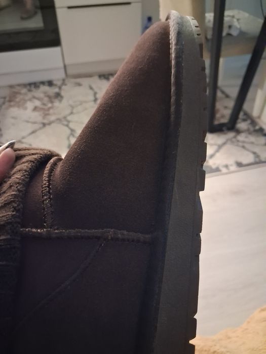 Продам уги женские