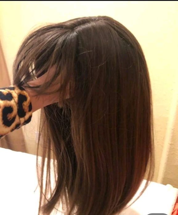 Vând peruca fir sintetic