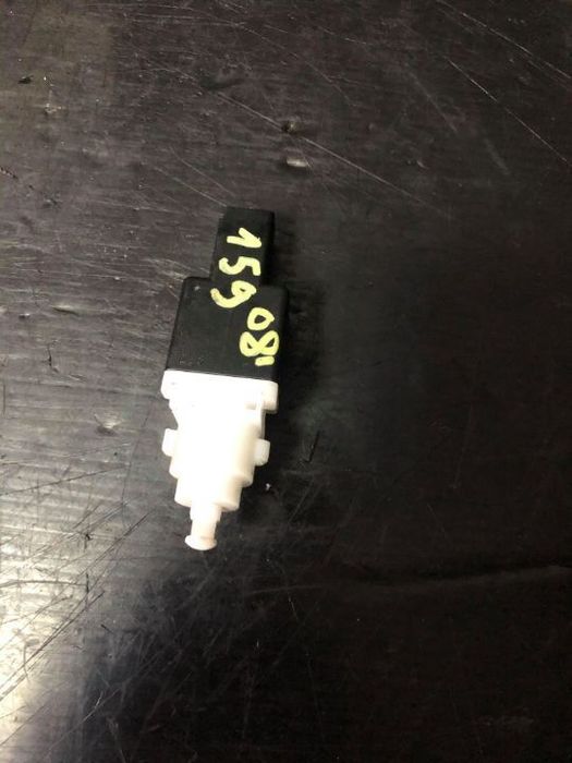 comutator lumini frana alfa romeo 159