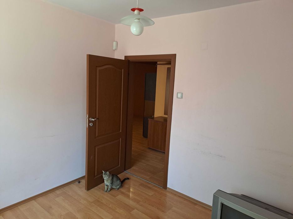Продава се Етаж от къща в Плевен, Идеален център - 115 кв.м за 1305 €/кв.м - Снимка #5