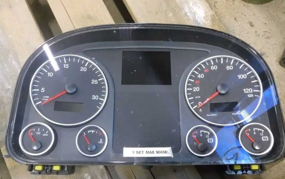 Ceasuri de bord, panou instrumente MAN TGS 81272026288 - Piese MAN