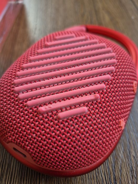 Колонка jbl clip 4