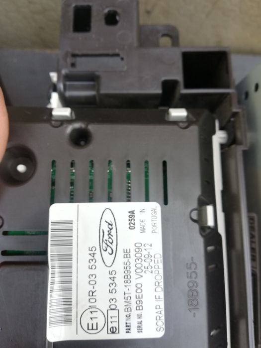 Consolă, cd  ,panou clima  ford focus 3 20 12