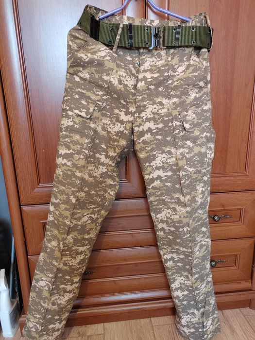 Продам камуфляж, с ремнём