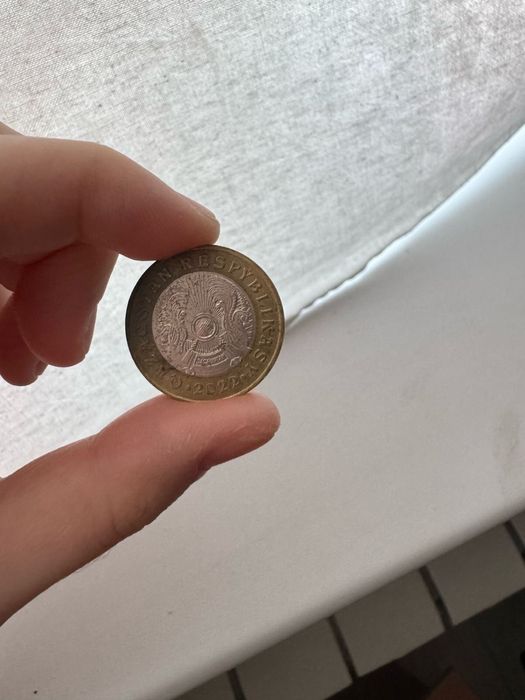 Сақ стильдегі 100 теңге срочно