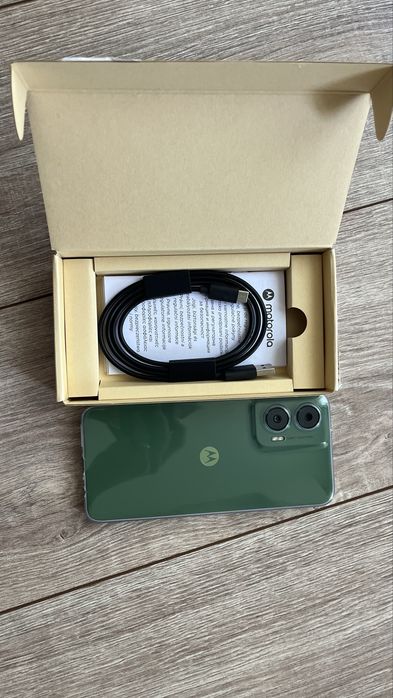 Motorola g35 чисто нов