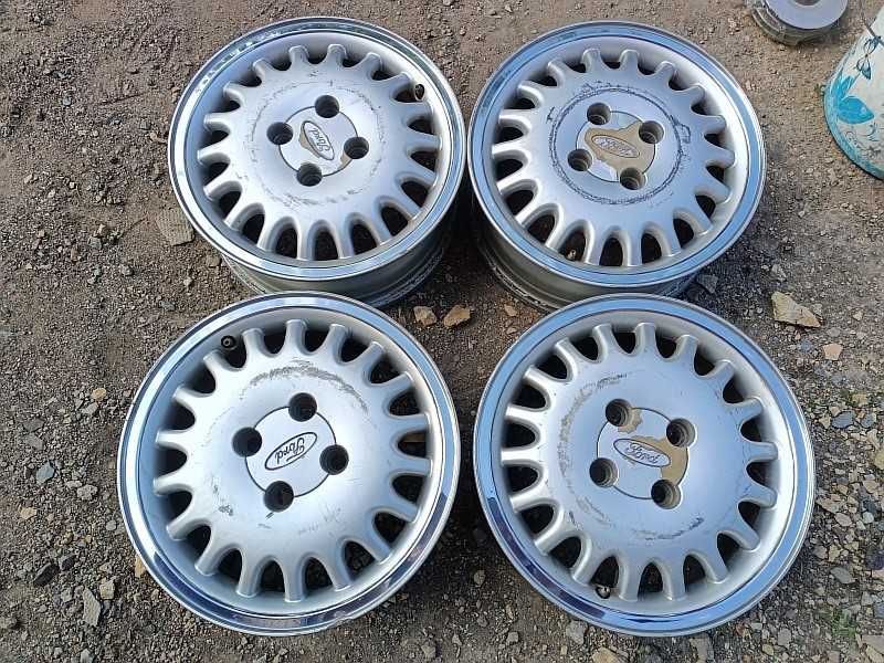 Продам оригинальные легкосплавные диски на автомашину Ford