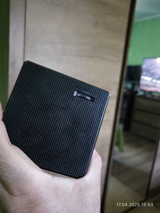 Ceas digital cu radio  Sony ICF C1 si ICF C703