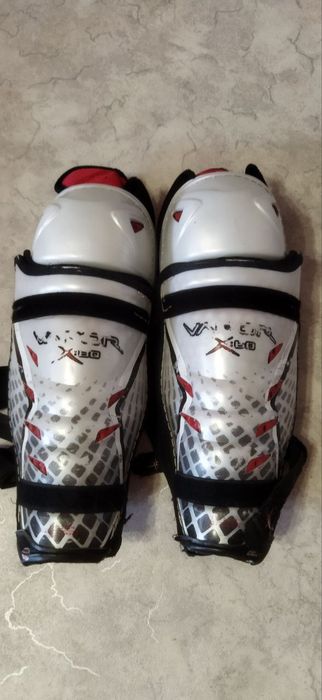 Продам хоккейную форму