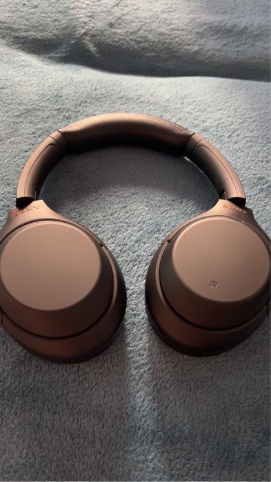 Casti Sony WH-1000XM4