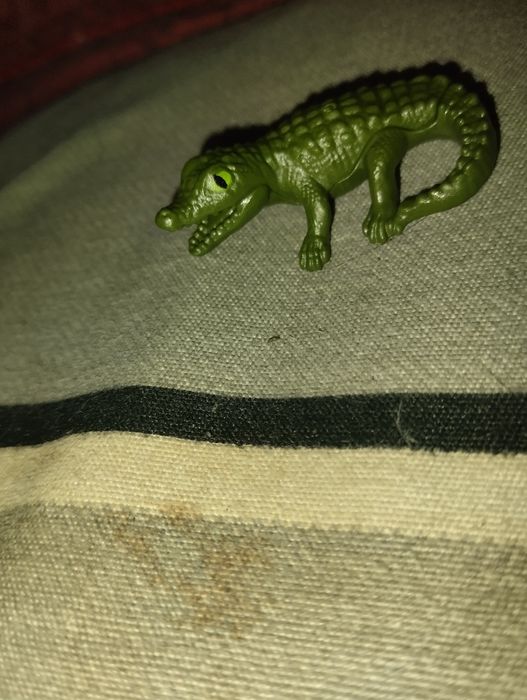 Продам игрушки из kinder сюрприз