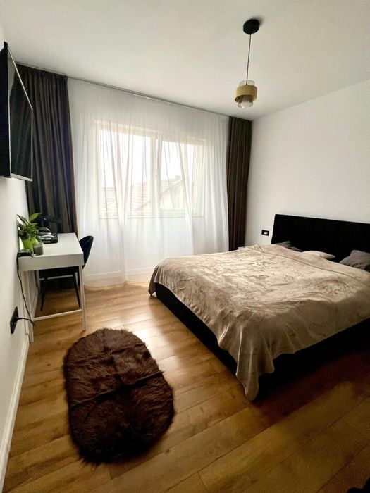 Vand Apartament 3 Camere Apahida zona linistita