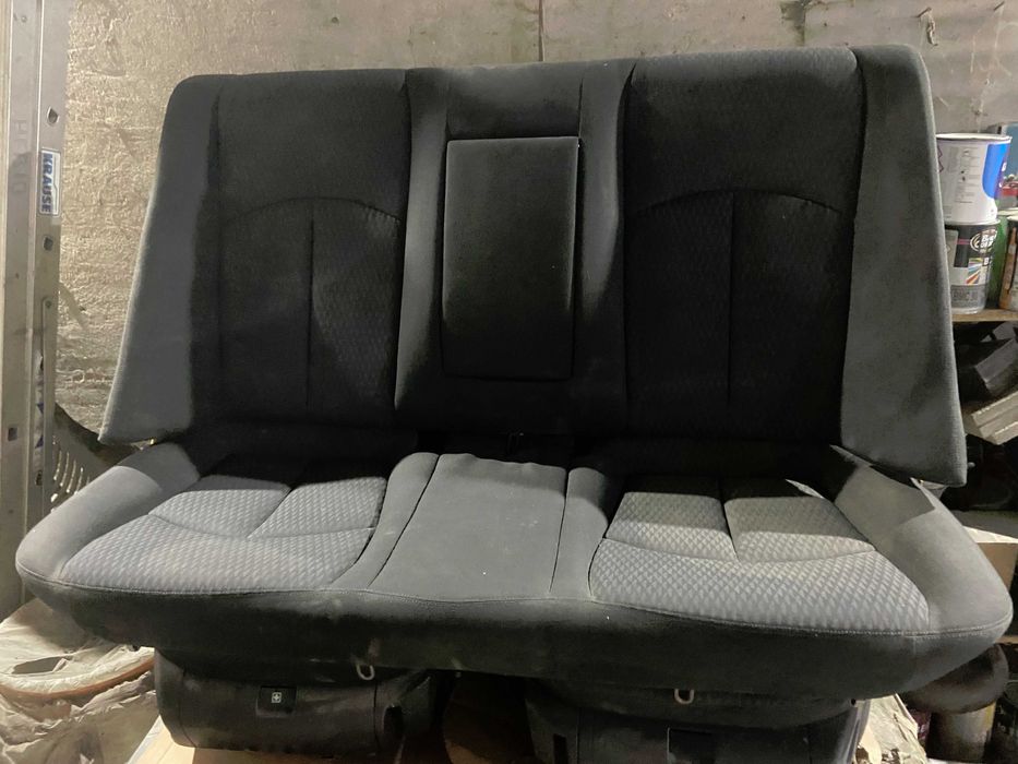 Седалки за Мерцедес W211