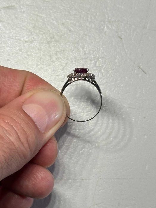 INEL AUR alb 18K + RUBIN = 2.50ct + 42 Diamante = 0.40ct - Vintage !