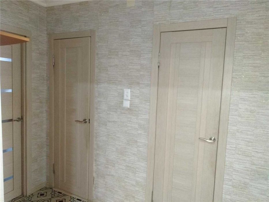 Продам 3 к квартиру на 8 мкр
