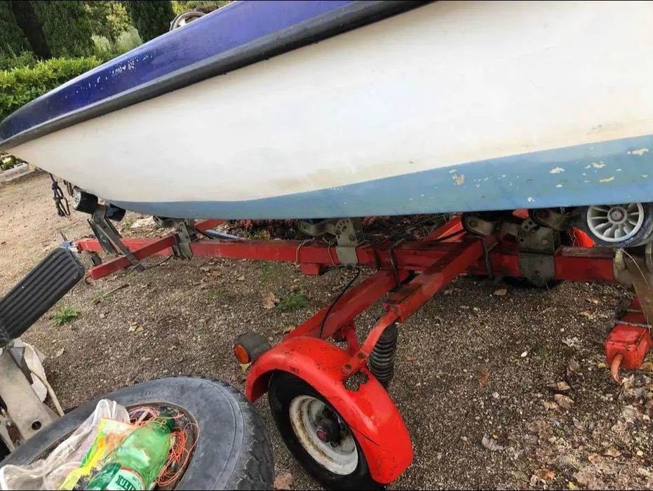 Barca cu motor 35 Cp+peridoc