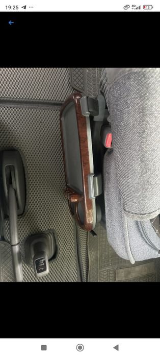 Столик на Delica