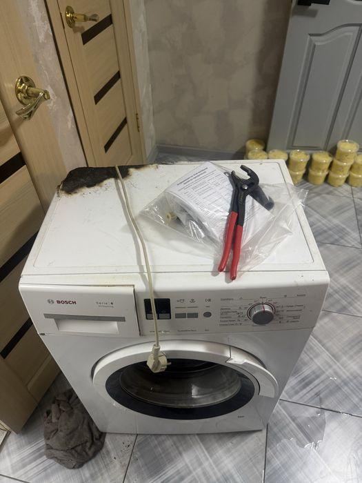 Продам б/у стиральную машинку