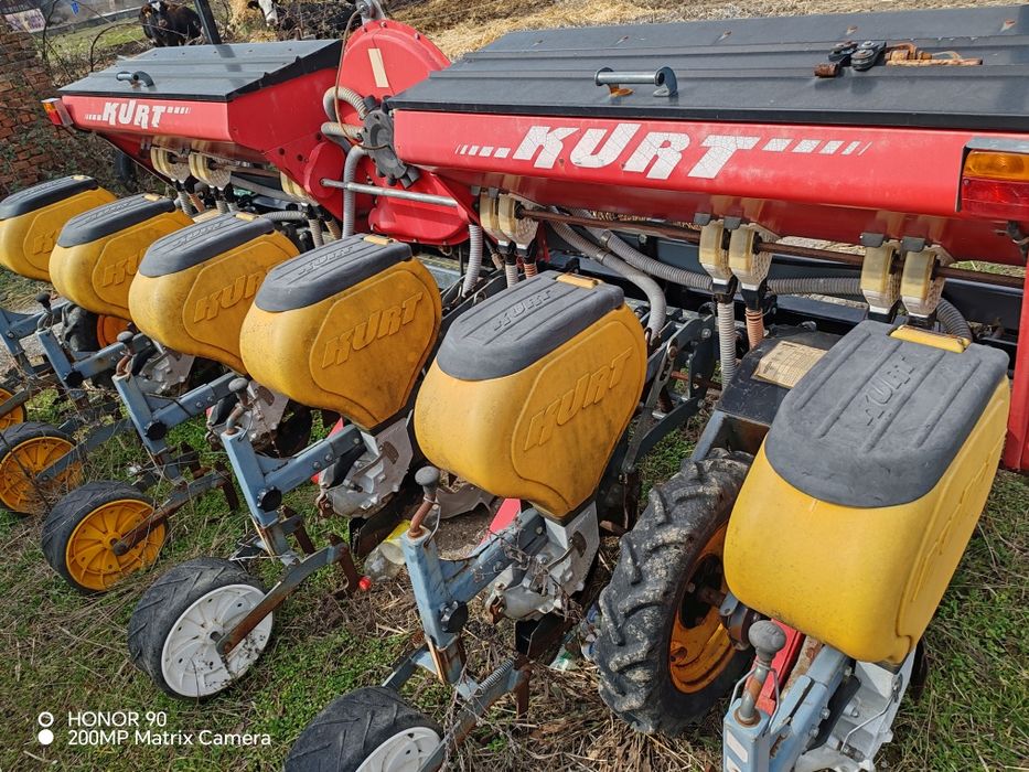 Пролетна сеялка и дискова косачка