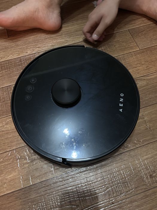 Робот пылесос новый