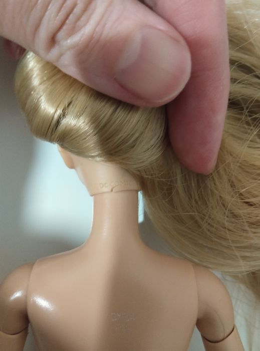 Продам куклу Барби