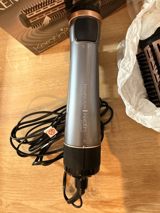 Remington електрическа четка за сушене