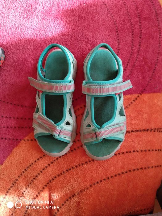 Сандалки и пантофки