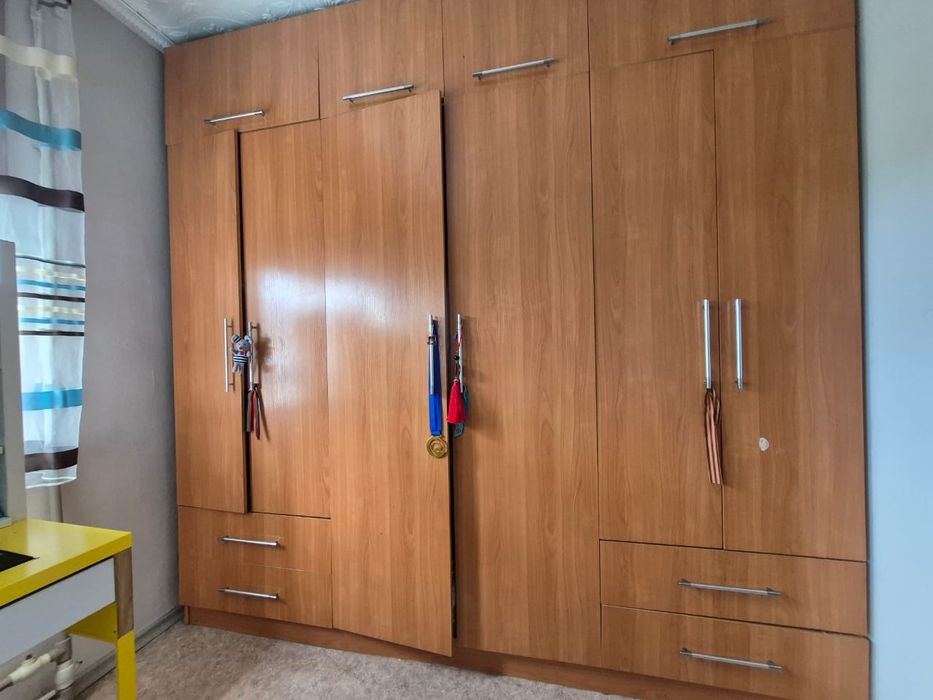 Продам ,шкаф расборный .