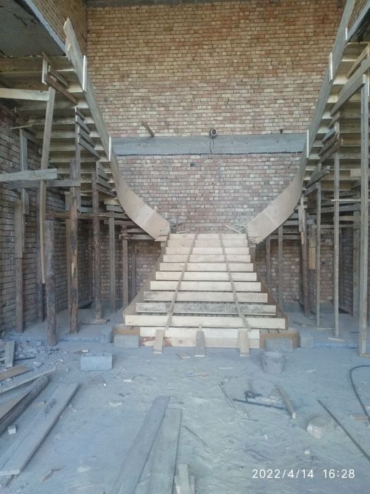 Barcha turdagi beton zina quyamiz