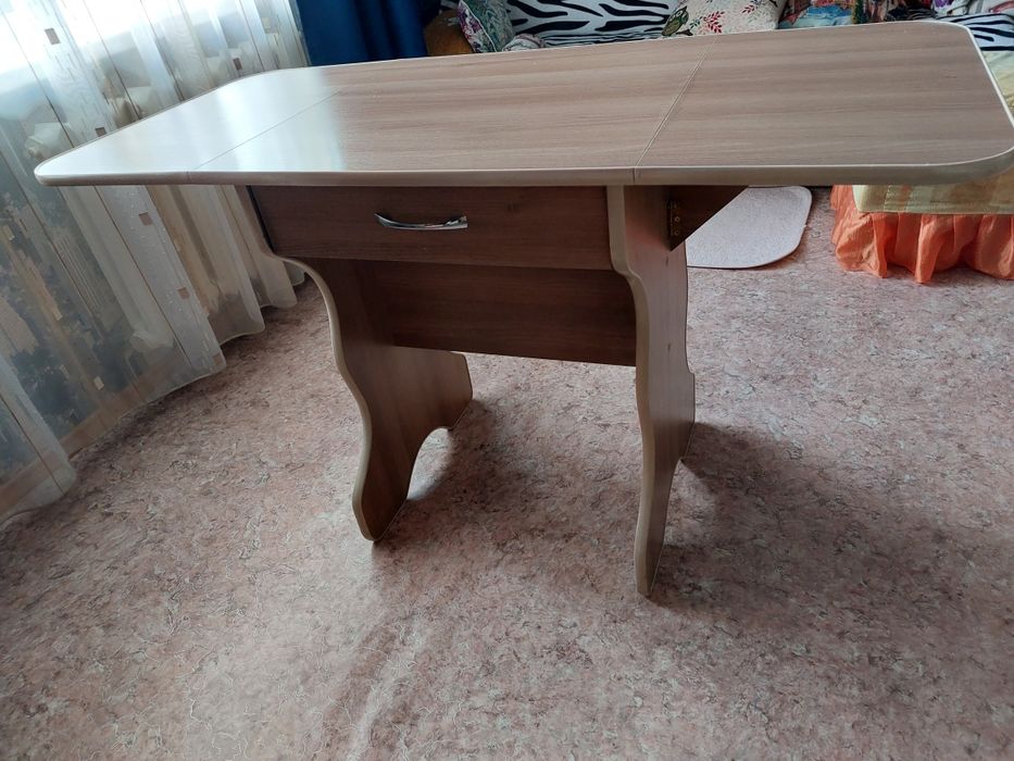 Складной стол "Слоник" с ящиком