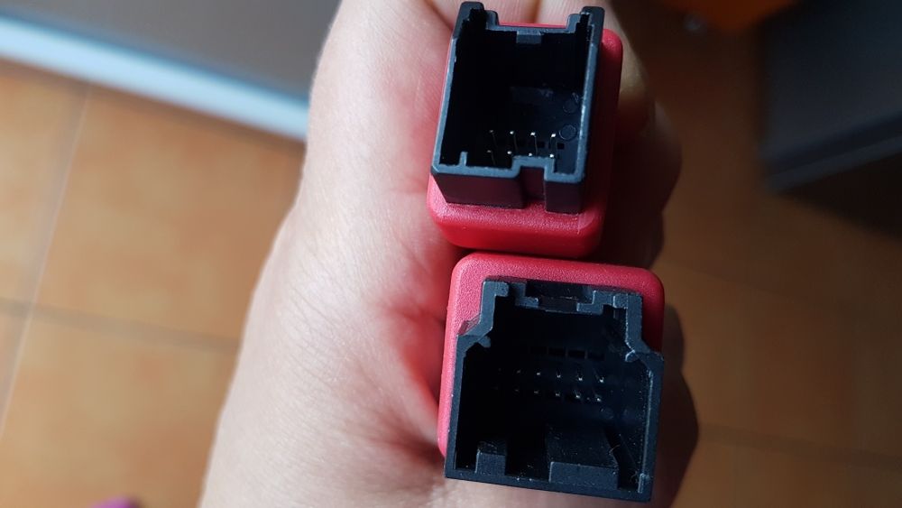 Cablu electric cu conector OBD2