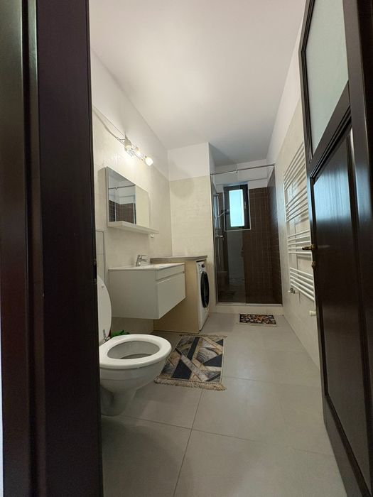 Inchiriez Apartament 3 Camere Bloc VSC