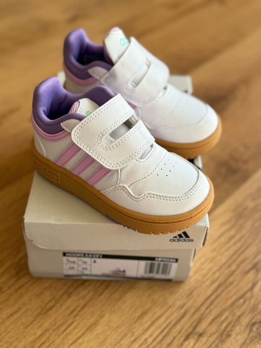 Маратонки за момиче - обувки adidas 24 номер