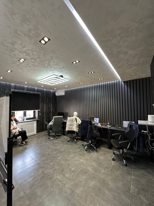 Продается нежилое помещение вдоль дороги 95м2 - Юнусабад | Бадамзар