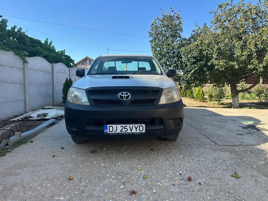 TOYOTA HILUX  4X2  - locuri