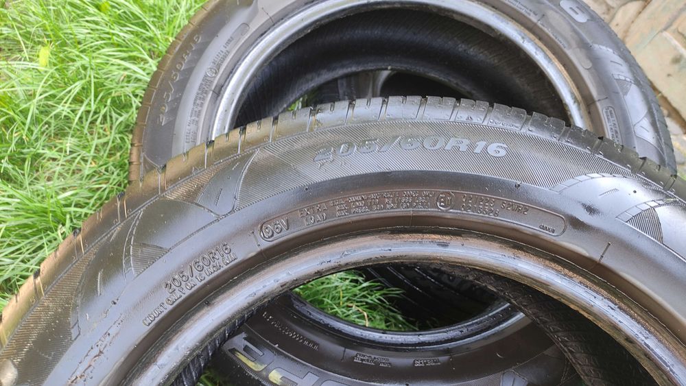 Anvelope de vara 205/60 R16 Cooper Zeon