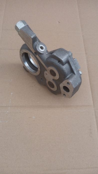 Pompa de ulei tractor fiat 211 215 fiat 411.415 originala pret 1690 le