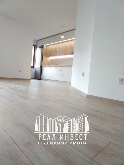 Продава се Тристаен апартамент в Димитровград - 127000 кв.м за 1 €/кв.м - Снимка #8