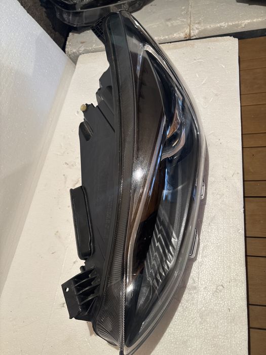 Ляв фар ford focus MK4