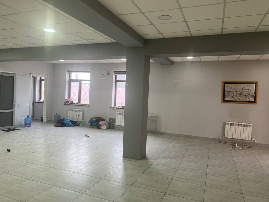 Продается коммерческое помещение нежилое под офис