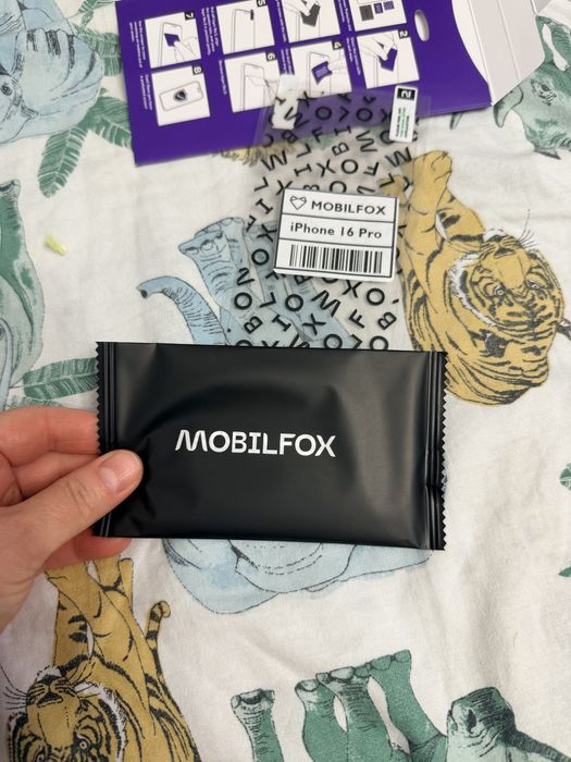 Folie protectie iphone 16 pro