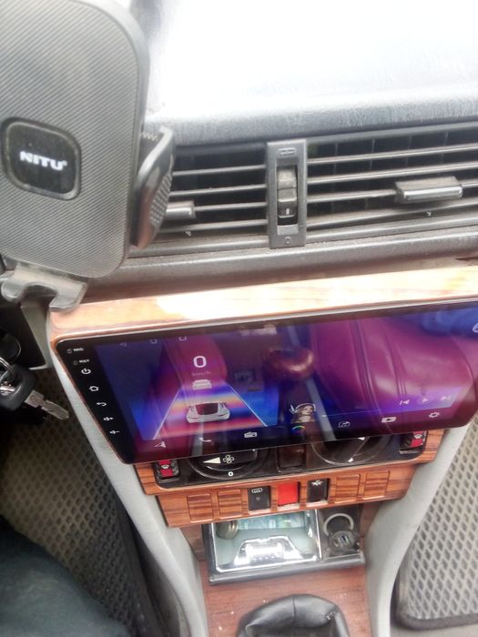 Монитор Мерседес