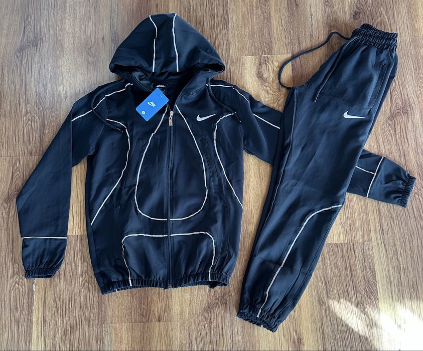 Мъжки,шушлеков,черен екип Nike с двойни джобове