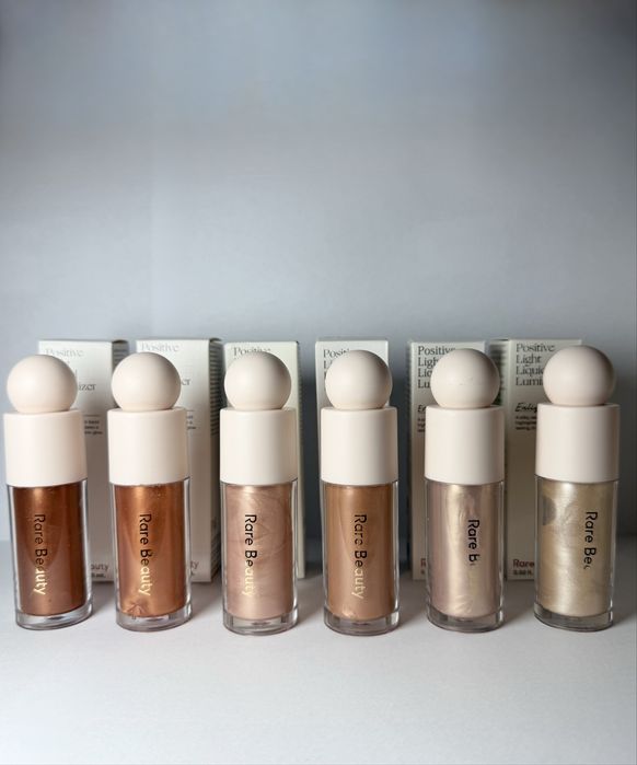 Rare Beauty Positive Light Liquid Luminizer оригинален течен хайлайтър, от Selena Gomez, Reflect Reveal Mesmerize Flaunt Enchant Enlighten highlighter